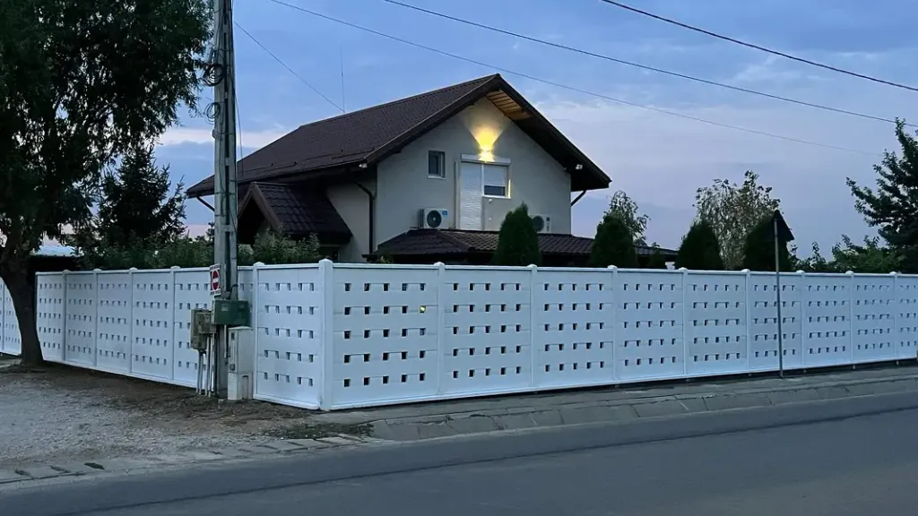 Стоманобетонни огради